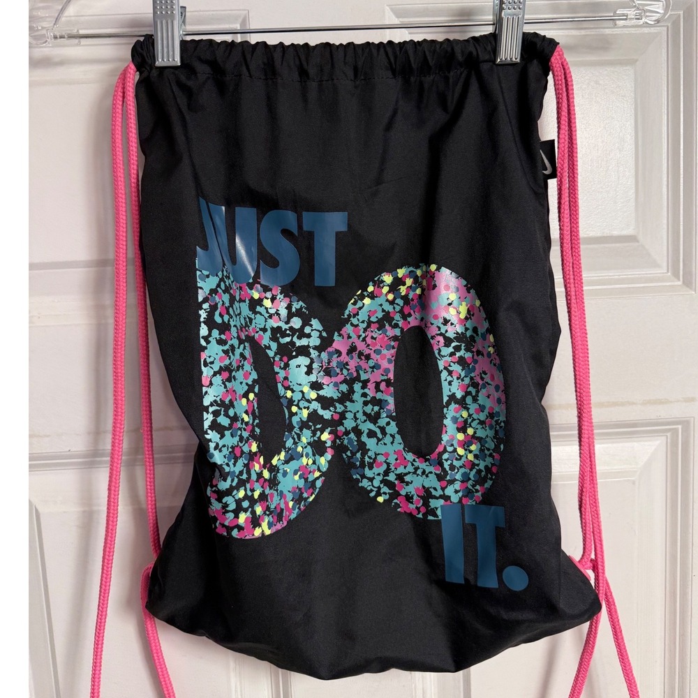 Nike Just Do It Drawstring Backpack Black Pink Confetti Graphic Cinch Sack Bag